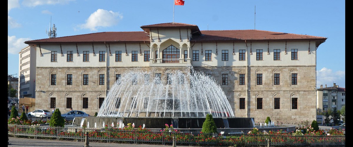 Sivas Cumhuriyet Meydanı