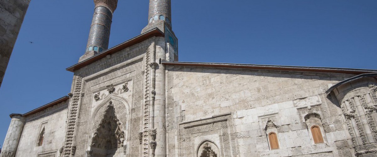 Sivas Çifte Minareli Medrese