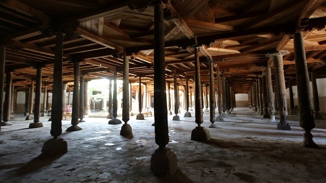 Cuma Camii ve Minaresi