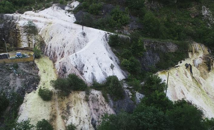 Pınarlar Köyü Travertenleri