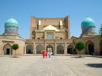 Muyi Mübarek Medresesi