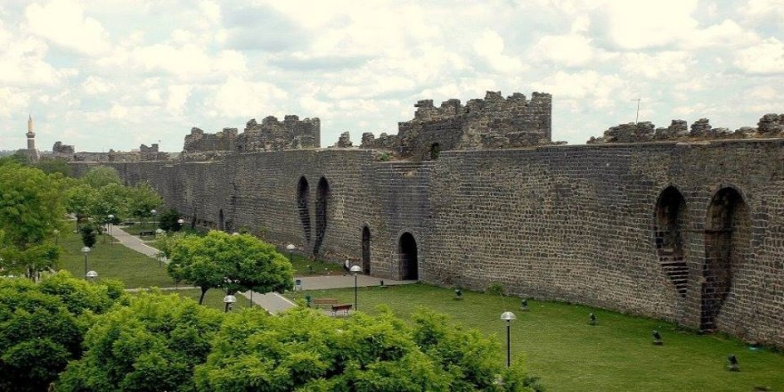 Diyarbakır Surları