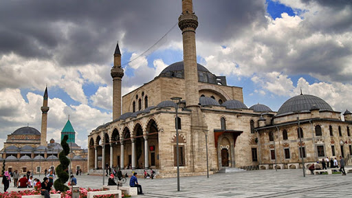 Mevlana Türbesi