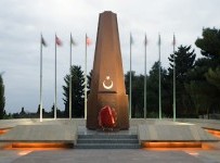 Bakü Türk Şehitliği ve Anıtı