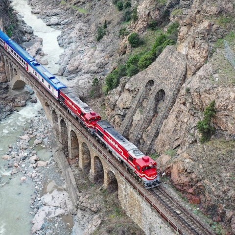 Karaelmas Ekspresi Turistik Treni