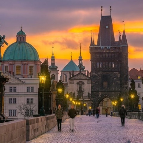 Ercan Çıkışlı Viyana Prag Turu Bayram Özel